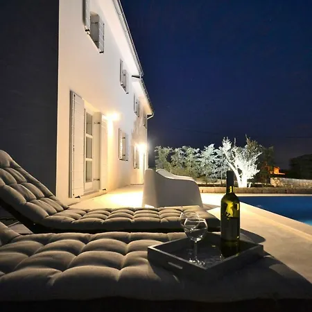 House S * Vidulini
